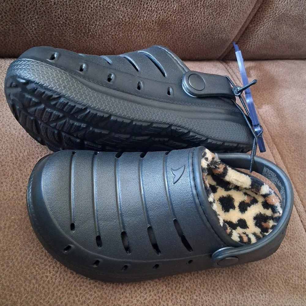 Rugged Shark Kids Black Slip-On Clog with Leopard Faux Fur Lining Size 9 Toddler